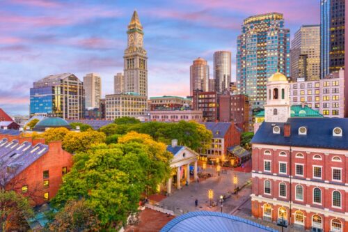 boston-massachusetts-usa-skyline-with-faneuil-hall-and-quincy-market-at-dusk