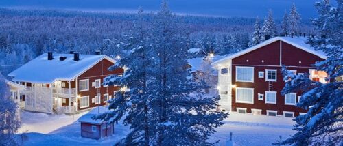 finland_lapland_yllas_a-ka-s_alp_apartments_behind-hoteljpg